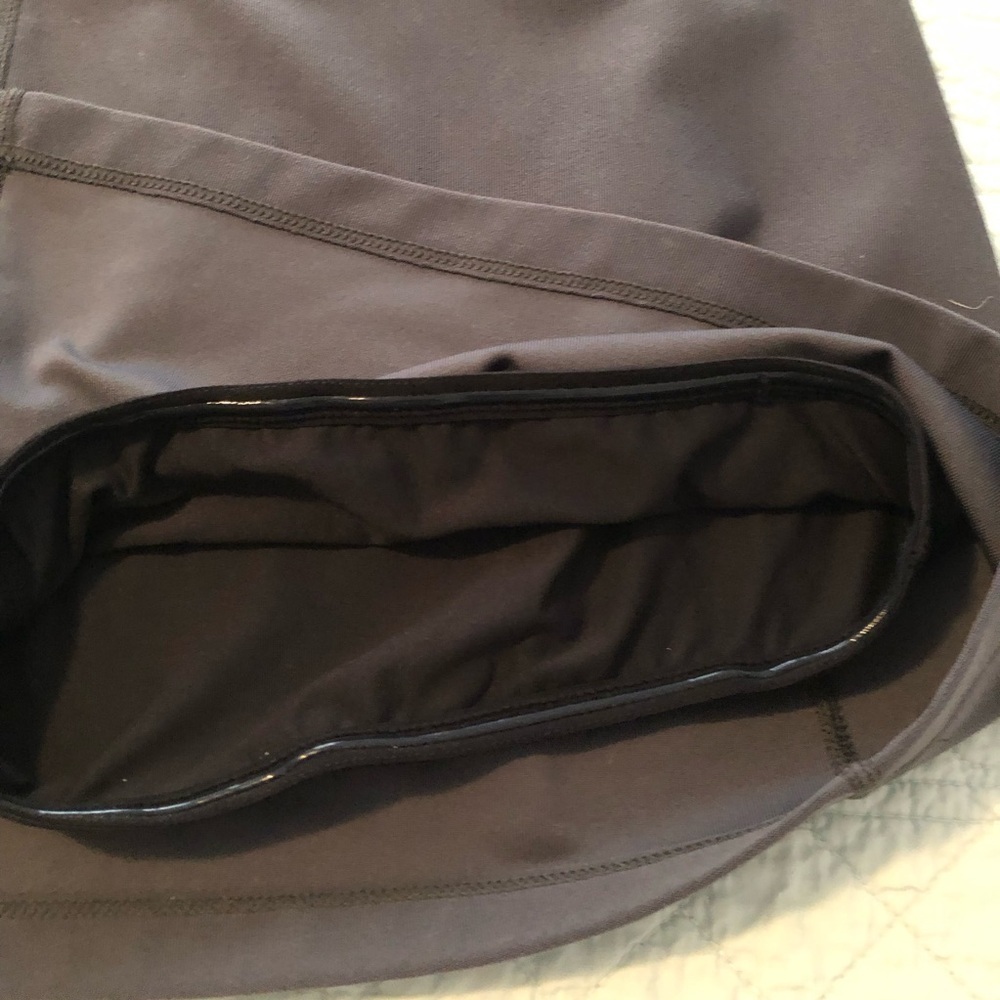 Eddie Bauer skort. Size medium. - Picture 8 of 10